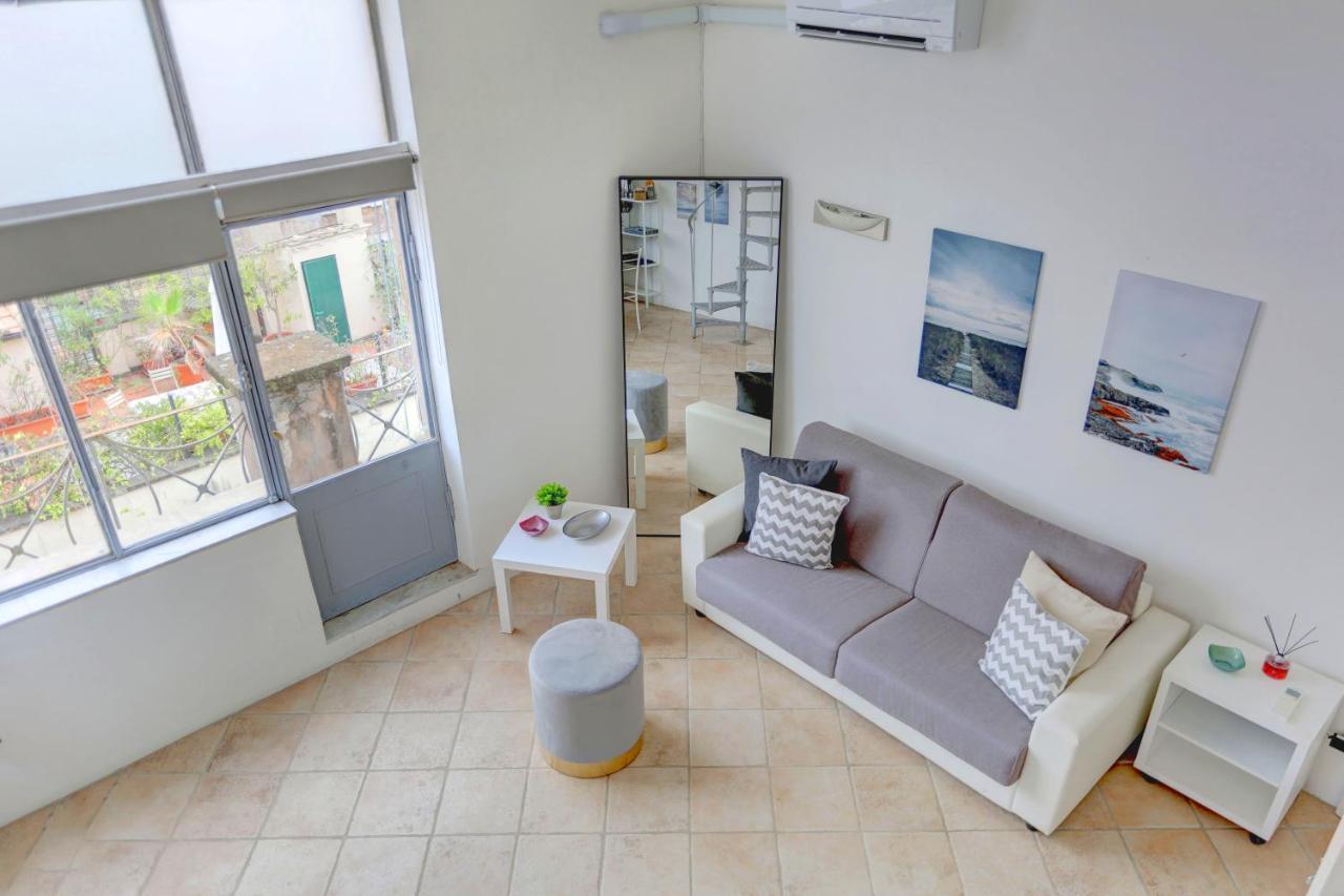 Loft Capocci 37 - And Apartment *